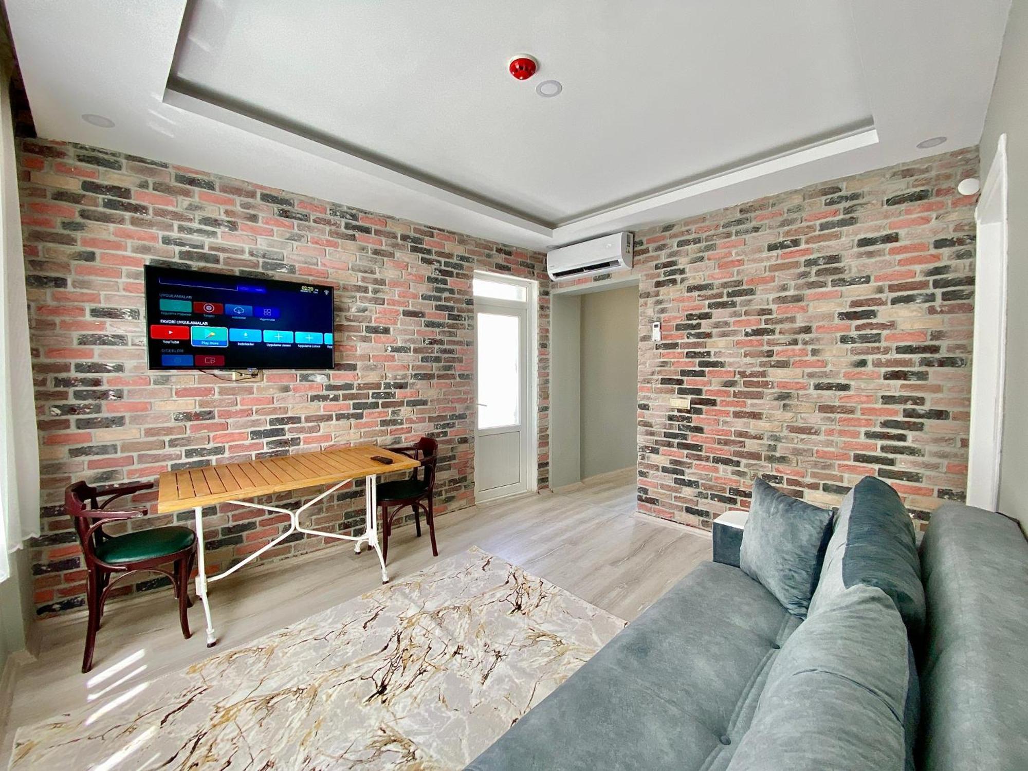 Apartment Downtown Aparts Antalya